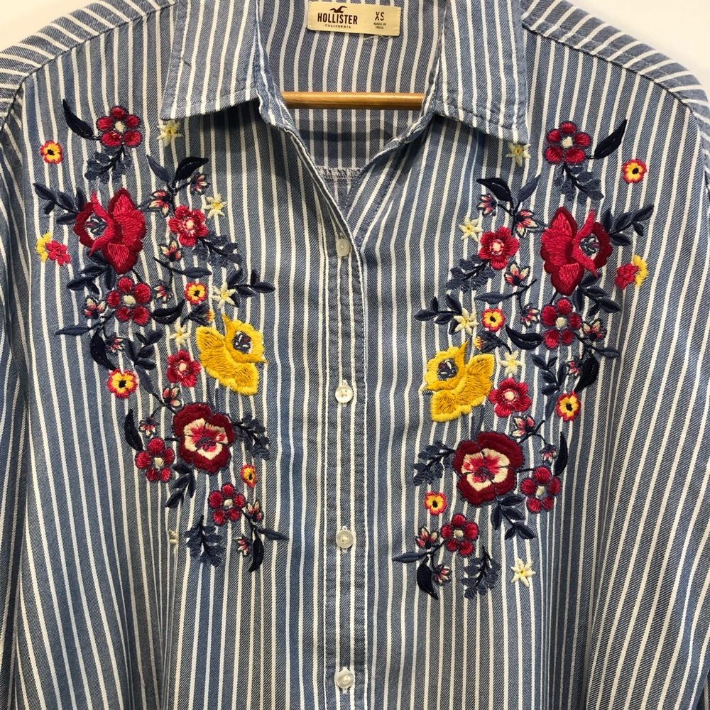 Hollister Button down